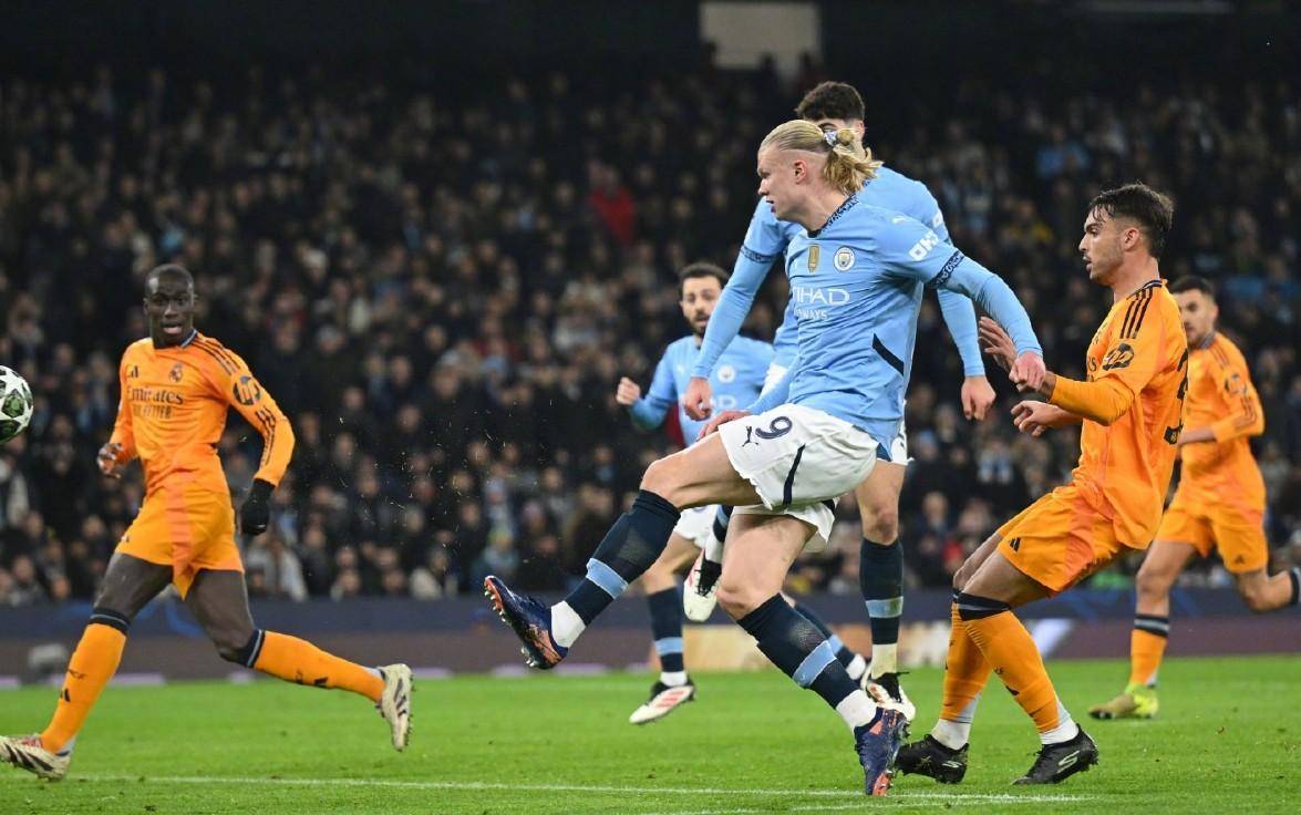 曼城轻松击败对手，客场全取三分