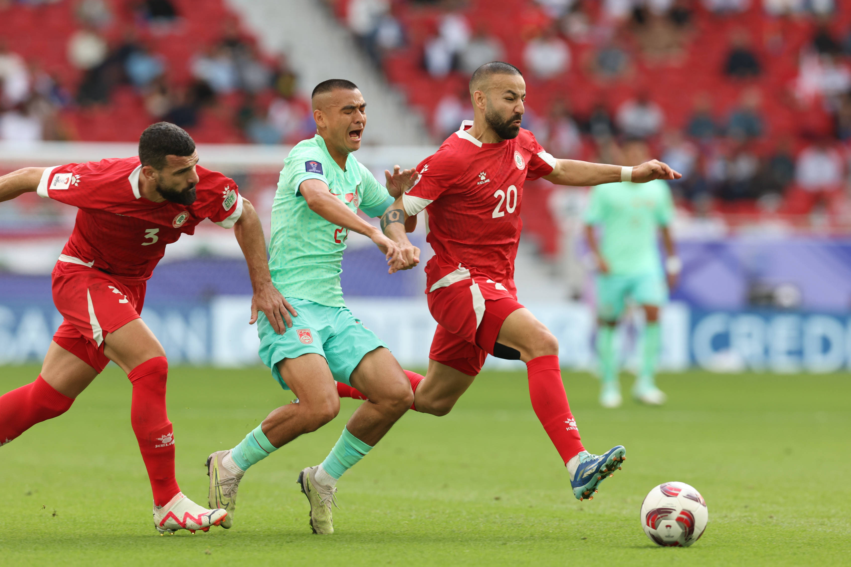 泰国队以-战胜黎巴嫩队，晋级强