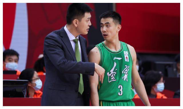 杭州绿城队遭遇惨败，战绩堪忧