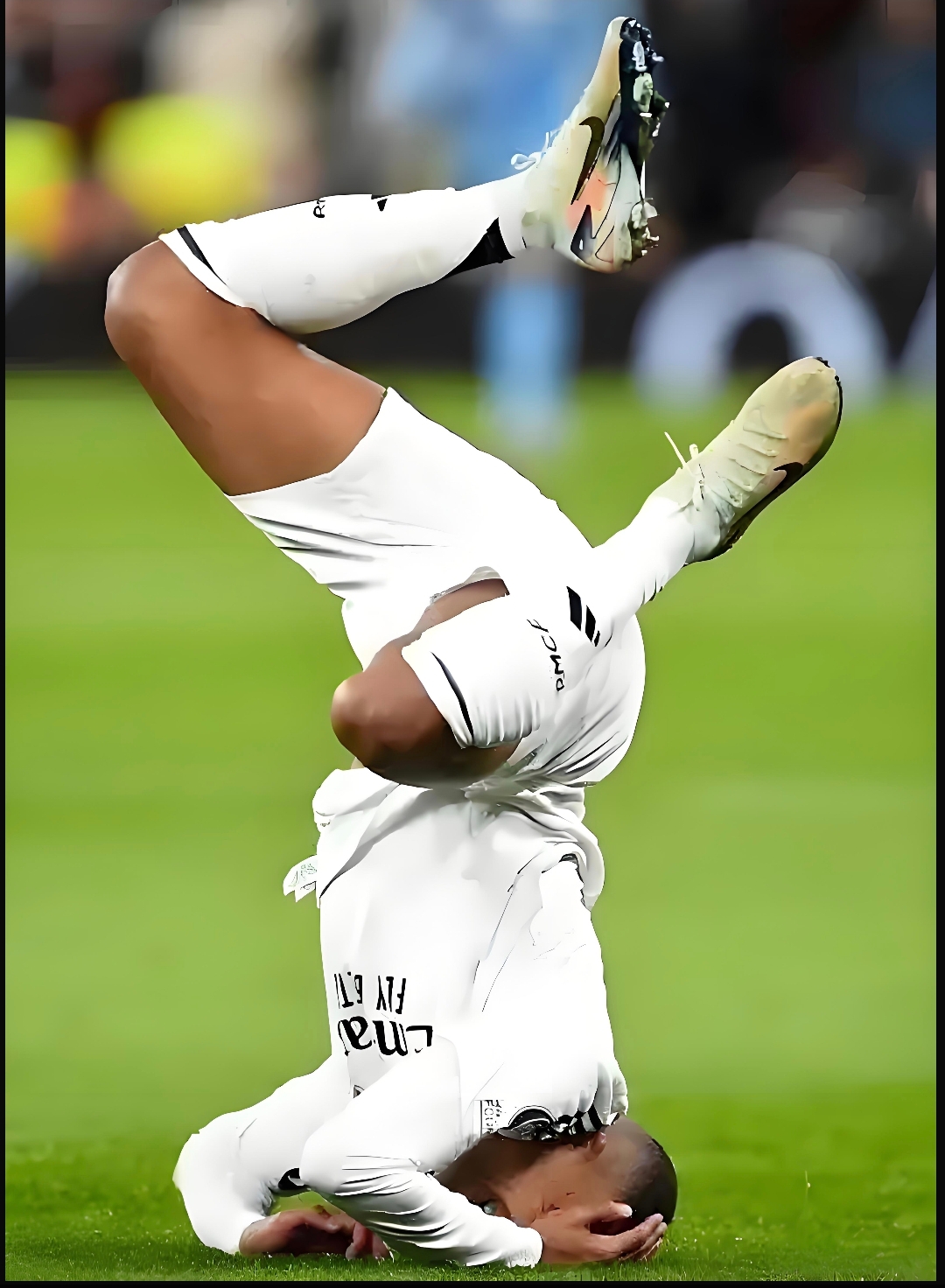 关于皇家马德里铁蹄踏碎对手，取得胜利的信息