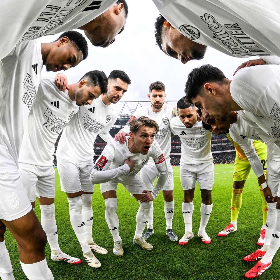 PG平台-阿尔及利亚俱乐部球员技术提高，积极备战