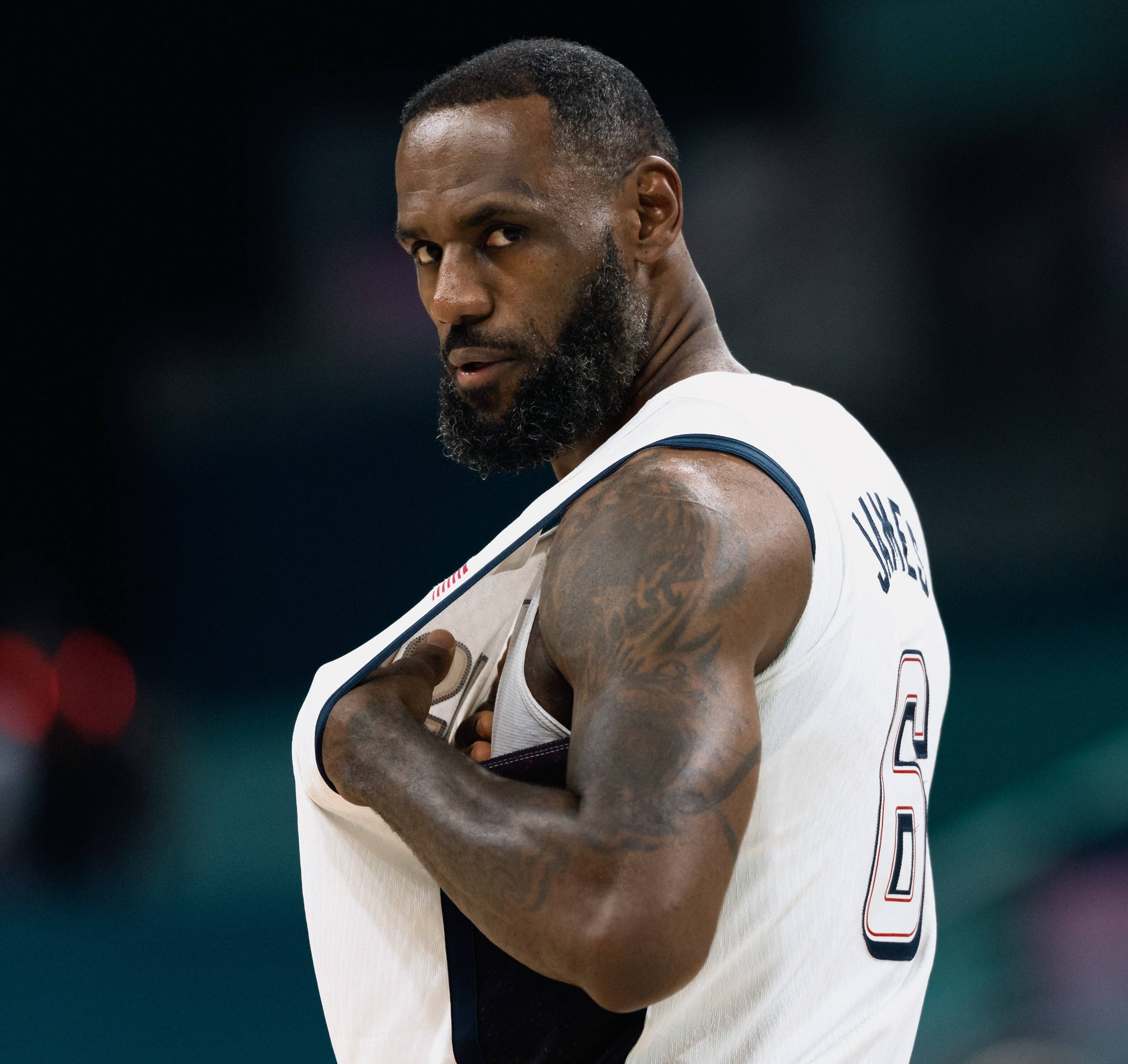 塞尔维亚运动员称霸摔跤赛场