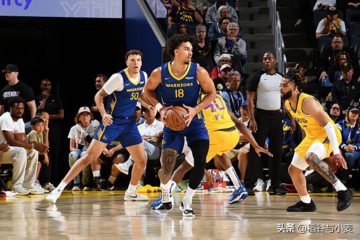 PG中国登录入口-明星球员状态回暖，球队士气大振