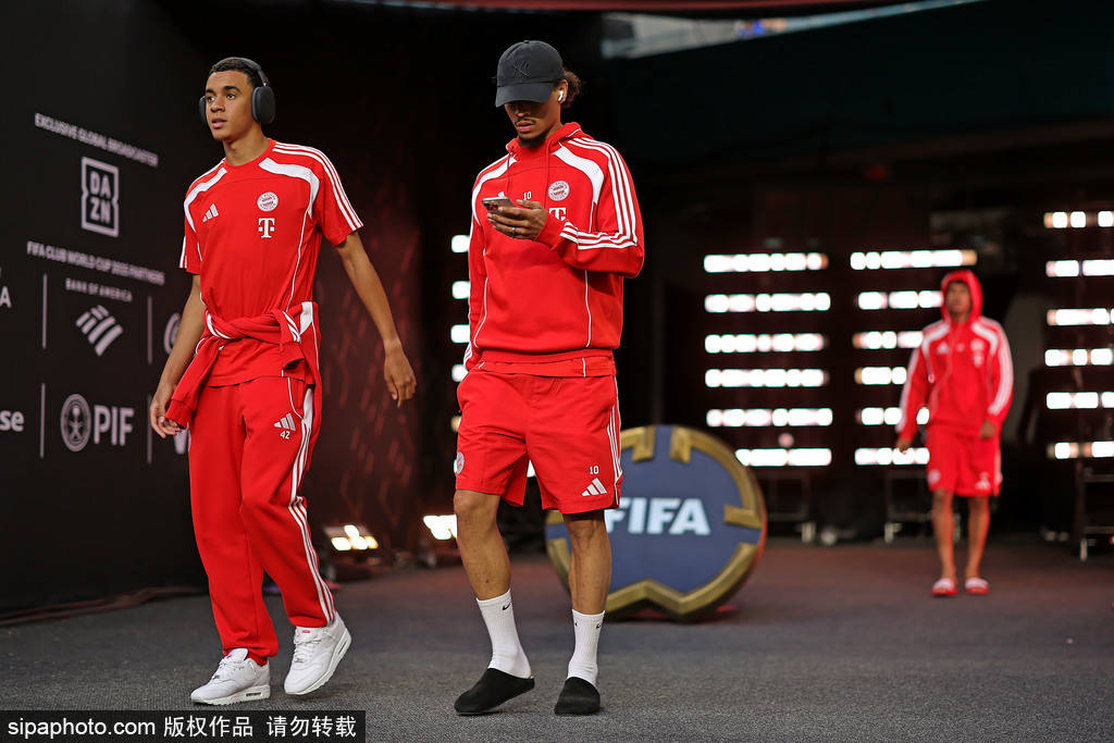 明星球员状态回暖，球队士气大振