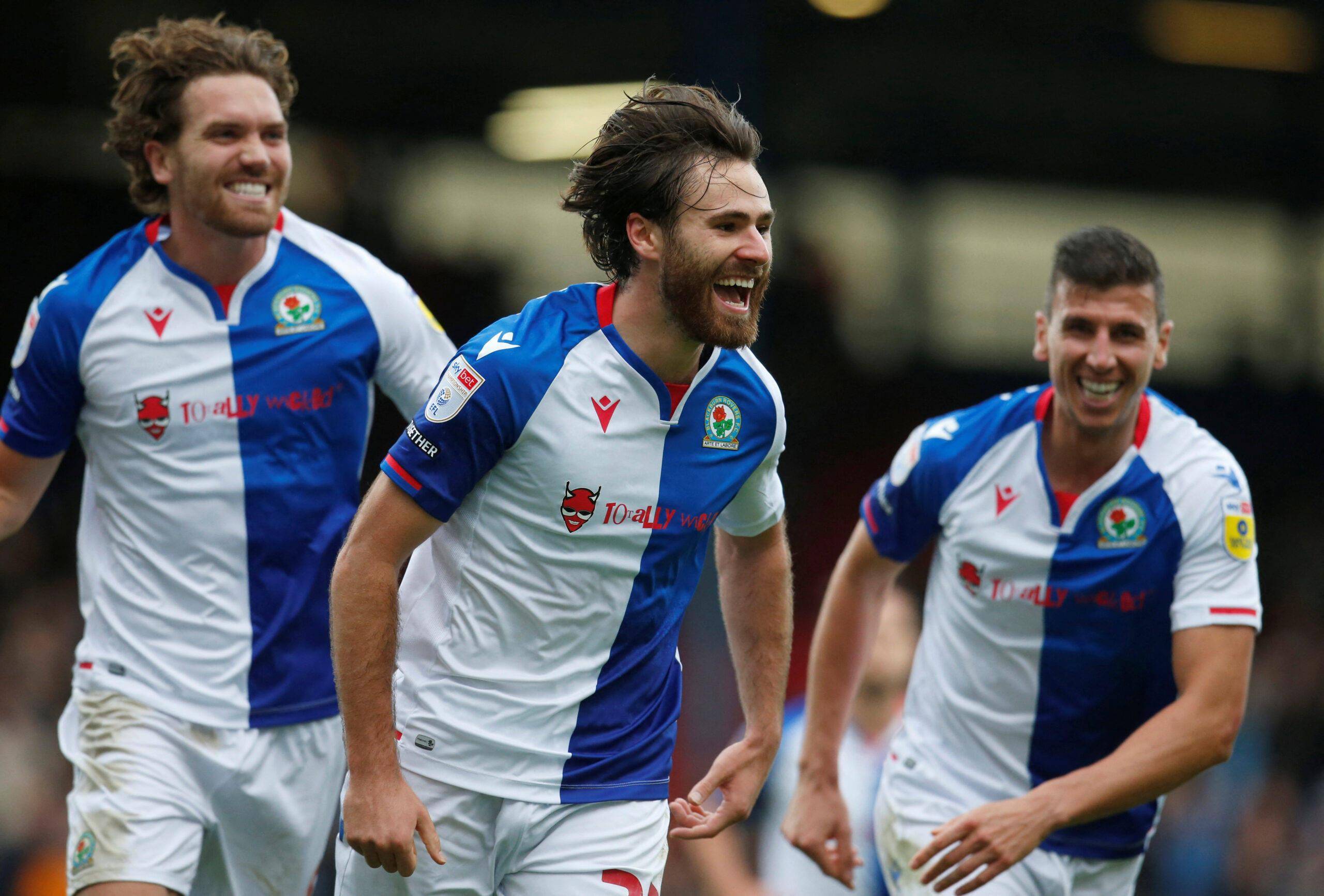 狼队客场大胜斯旺西，稳固积分榜中游位置的简单介绍