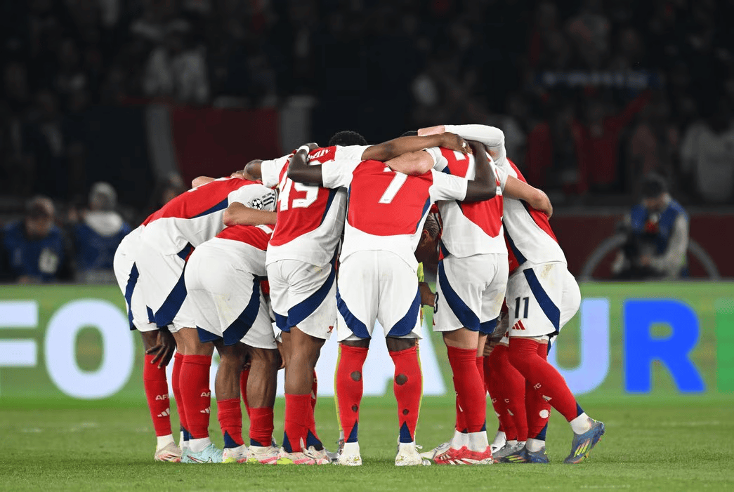 PG电子试玩-比赛中球员们团结协作取得胜利