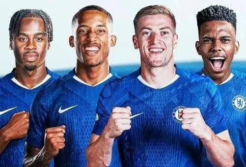 PG电子线上登入-汉克森回归曼罗佐队，意甲历史对决再度上演