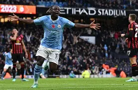 PG中国登录入口-边锋席尔瓦百场纪念赛，演绎锋线秀犹如天使降临的简单介绍