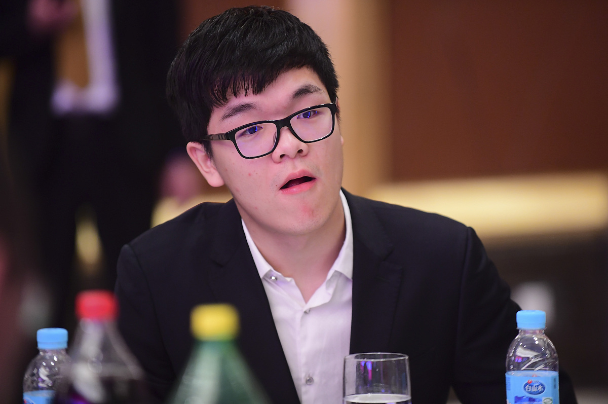 SHR险胜KT，CoreJJ拿下关键大龙顶尖较量淘汰赛，留下经典瞬间