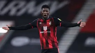 PG中国登录入口-比利亚雷亚尔遭遇马略卡逼平，积分略有掉队