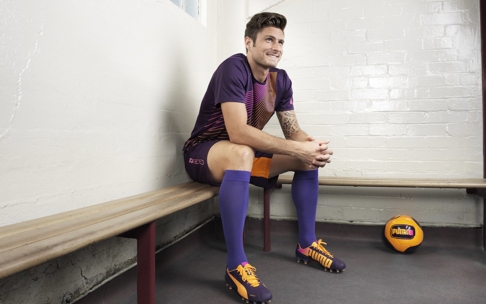 绿茵冰与银台火,当秩序之师遇见不灭斗魂