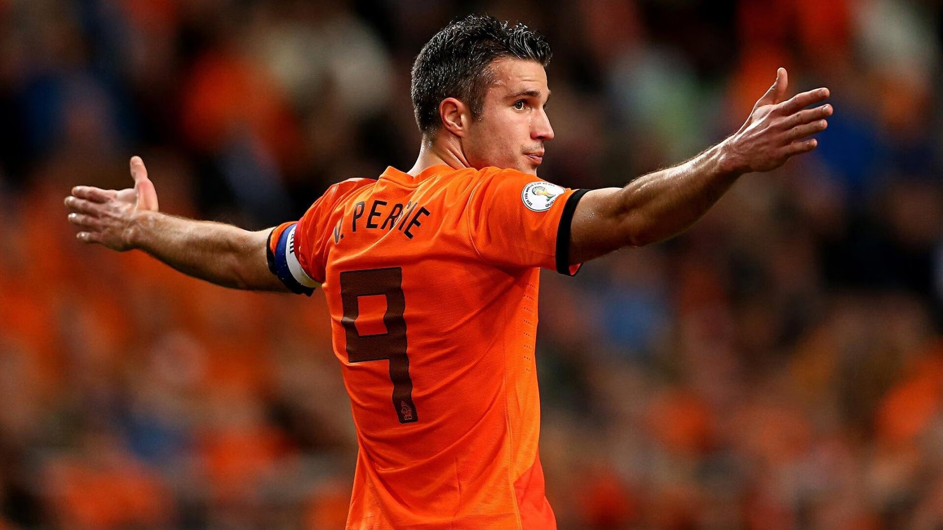 绿茵场与乒乓台，一场跨越维度的决胜